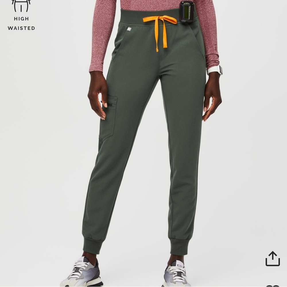 High waisted Zamora jogger scrub pant